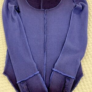 We The Free thermal 💙💙💙💙💙 NWOT